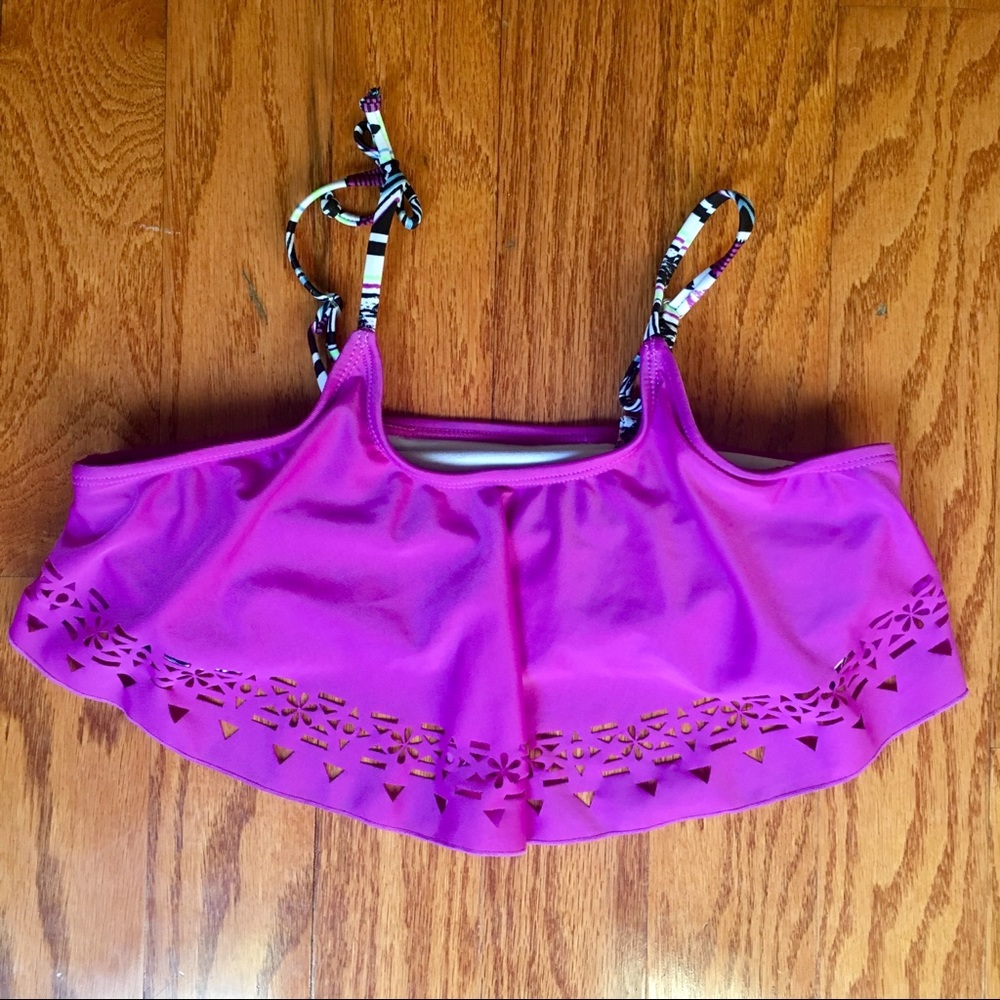 Jantzen Girls swim top size 14